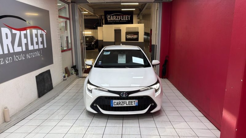 TOYOTA COROLLA BERLINE HYBRIDE 1.8 DYNAMIC BUSINESS 122cv/1 ERE MAIN/TVA RECUPERABLE