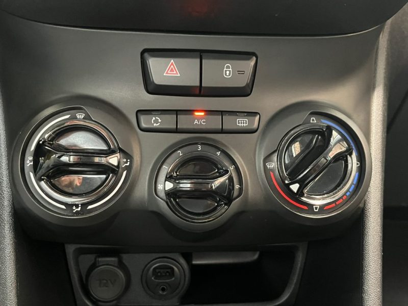 🚗 PEUGEOT 2008 1.2 VTi 82ch ⚙️ STYLE 📡 Radars de recul 📱 Bluetooth 🛡️ Garantie