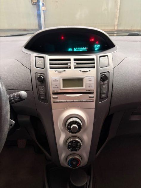 Toyota Yaris VVVTI PACK CLIM SORTIE DE REVISION