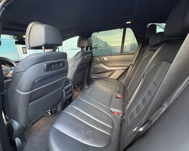 BMW X5 xDrive30d 265ch M Sport 2020 — Attelage -CT vierge - Entretien BMW - Toit ouvrant panoramique