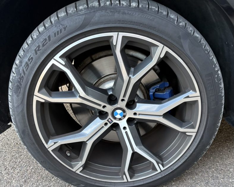 BMW X5 xDrive30d 265ch M Sport 2020 — Attelage -CT vierge - Entretien BMW - Toit ouvrant panoramique