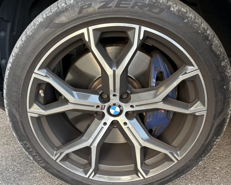 BMW X5 xDrive30d 265ch M Sport 2020 — Attelage -CT vierge - Entretien BMW - Toit ouvrant panoramique