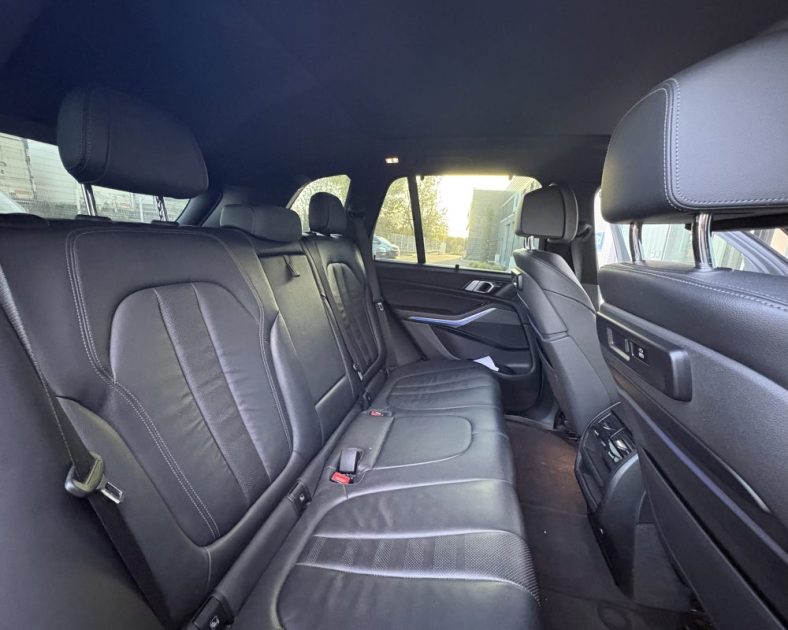 BMW X5 xDrive30d 265ch M Sport 2020 — Attelage -CT vierge - Entretien BMW - Toit ouvrant panoramique
