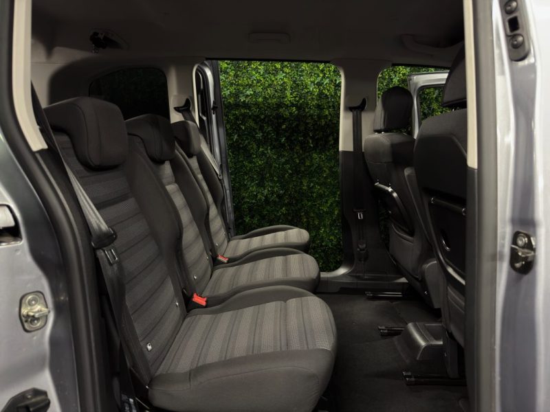 OPEL COMBO LIFE 1.5 d 130 Cv - APPLE CARPLAY & ANDROID AUTO / 5 PLACES - GARANTIE 12 MOIS NATIONALE