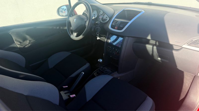 PEUGEOT 207 1.4 16V 95 Cv URBAN MOVE