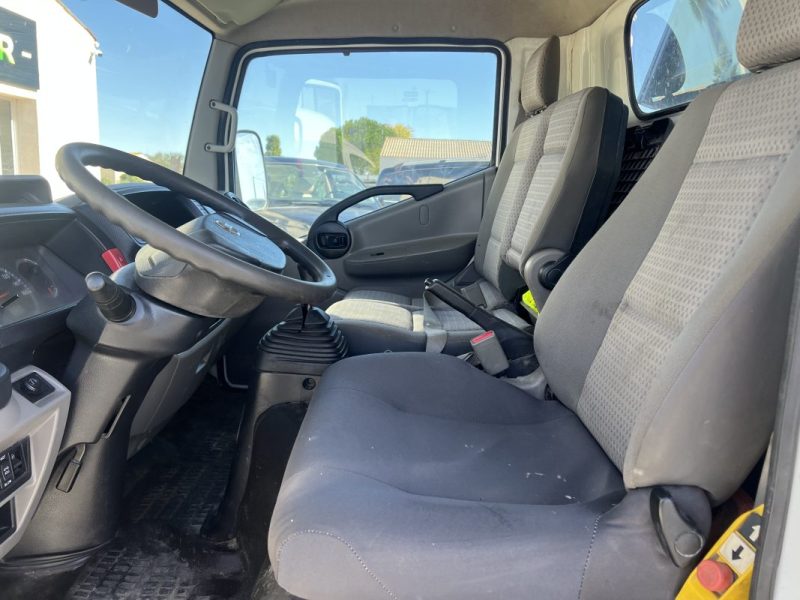 NISSAN CABSTAR 35.13 DCI 2010