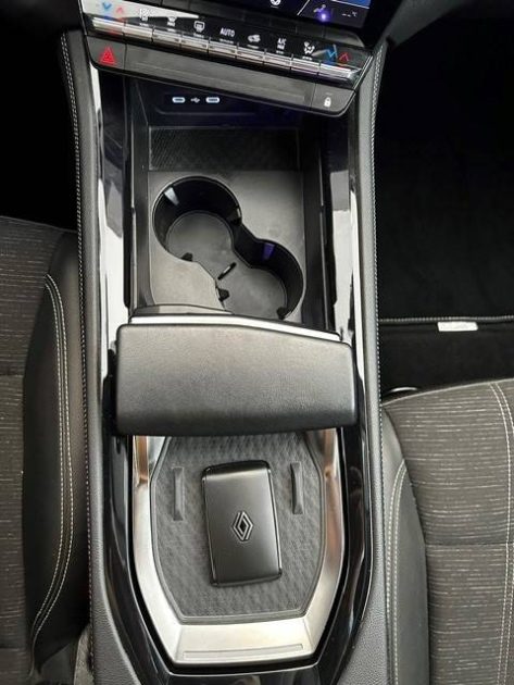 RENAULT AUSTRAL E-TECH 200 TECHNO 2024