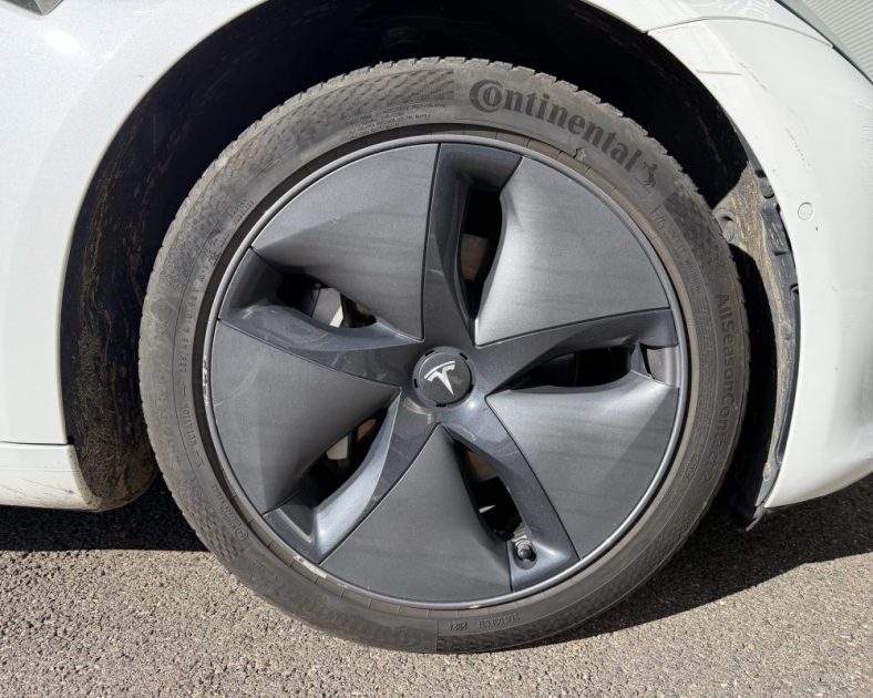 TESLA MODEL 3 - 2emes Mains - SoH 83% - Blanche / Noir