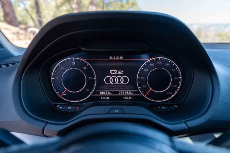 AUDI Q2 S-LINE 2.0 TDI 150ch / Toit Ouvrant / CarPlay / Suvi Audi