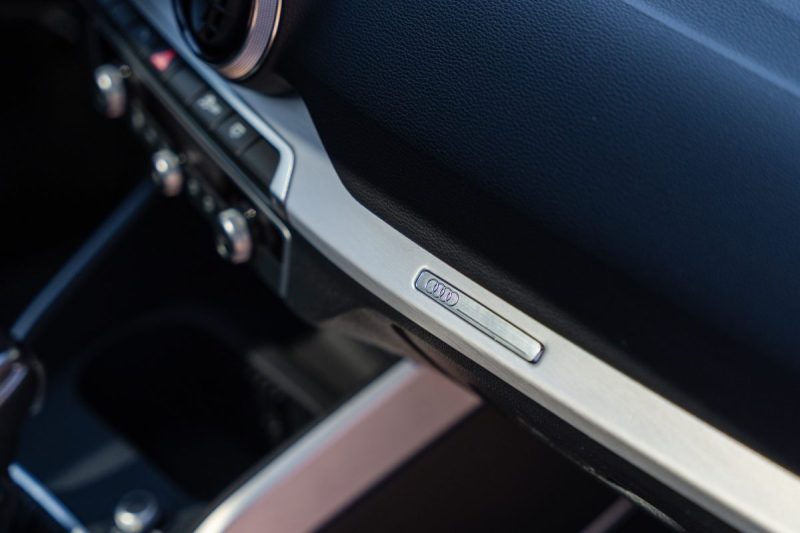 AUDI Q2 S-LINE 2.0 TDI 150ch / Toit Ouvrant / CarPlay / Suvi Audi