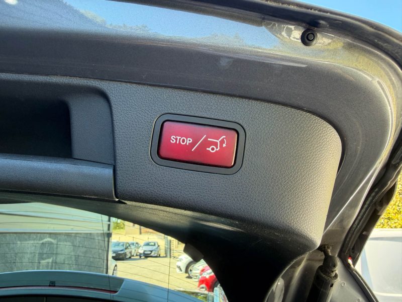 MERCEDES GLA 200 CDI / Toit Ouvrant / Sièges Chauffants / Coffre Electrique