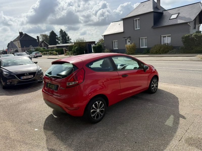 Ford Fiesta 1.4 TDCi 68Ch Ambiente