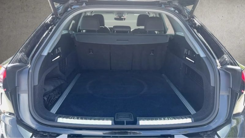 AUDI  A6 AVANT 204 CH TECH+ 2025