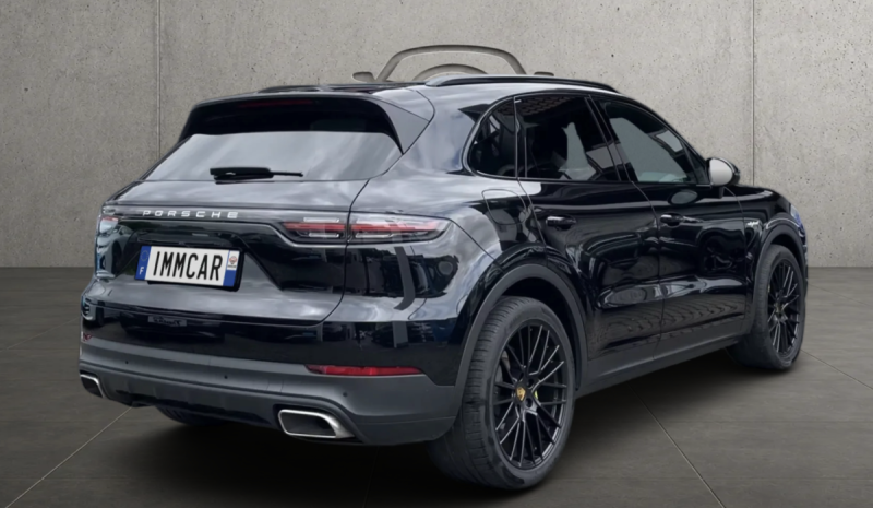 PORSCHE CAYENNE  E-HYBRID 2021 PREMIERE MAiN