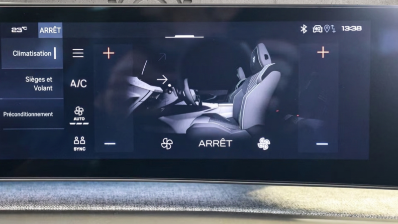 PEUGEOT 3008  GT PLUG-IN HYBRID 195 E-DSC7 2026