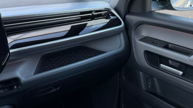 VOLKSWAGEN VW ID. BUZZ PRO 204 cv PRO  2024