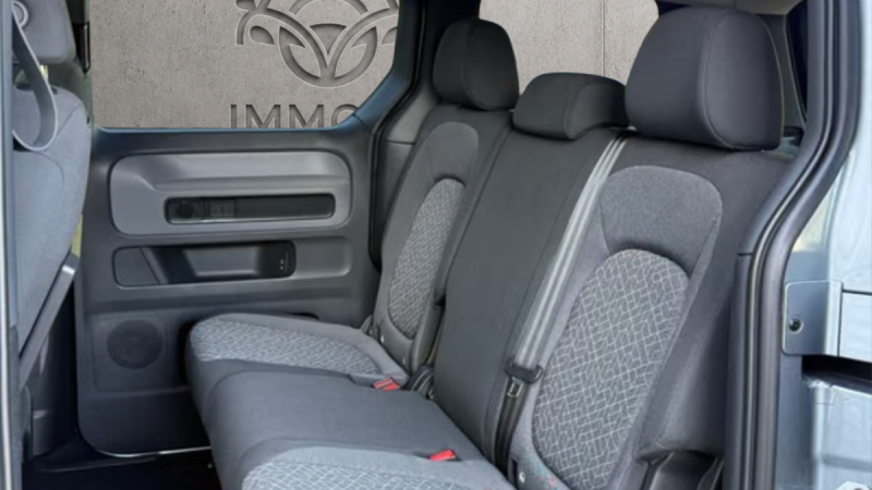 VOLKSWAGEN VW ID. BUZZ PRO 204 cv PRO  2024