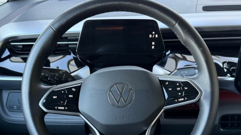VOLKSWAGEN VW ID. BUZZ PRO 204 cv PRO  2024