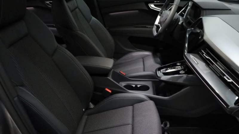 AUDI Q4  SPORTBACK  e-TRON 45 S-LINE 2024
