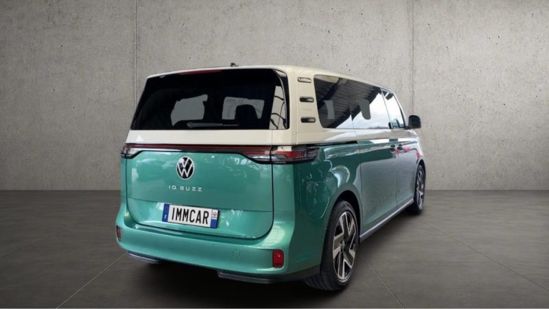 VOLKSWAGEN ID. BUZZ PRO LR  LR ENERGY 2026 7 places