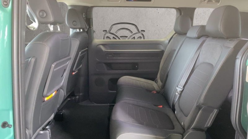 VOLKSWAGEN ID. BUZZ PRO LR  LR ENERGY 2026 7 places