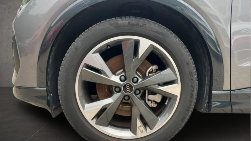 AUDI Q4 E-TRON ADVANCED 2024