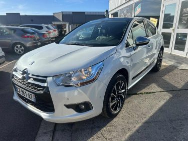 CITROEN DS4 2.0HDI 136CV SO CHIC ÉLECTRONIQUE CHOC 1ERE MAIN