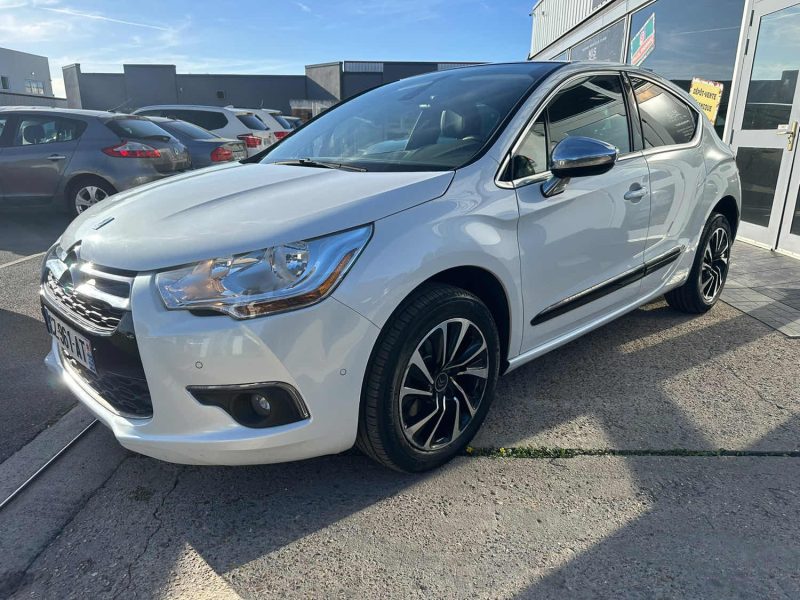 CITROEN DS4 2.0HDI 136CV SO CHIC ÉLECTRONIQUE CHOC 1ERE MAIN