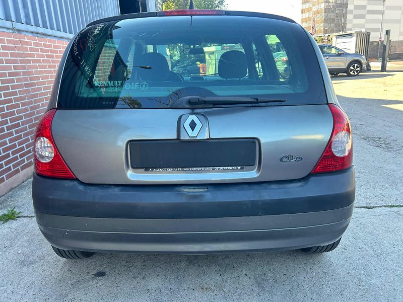 RENAULT CLIO II 1.5 DCI 65 AUTHENTIQUE 2002