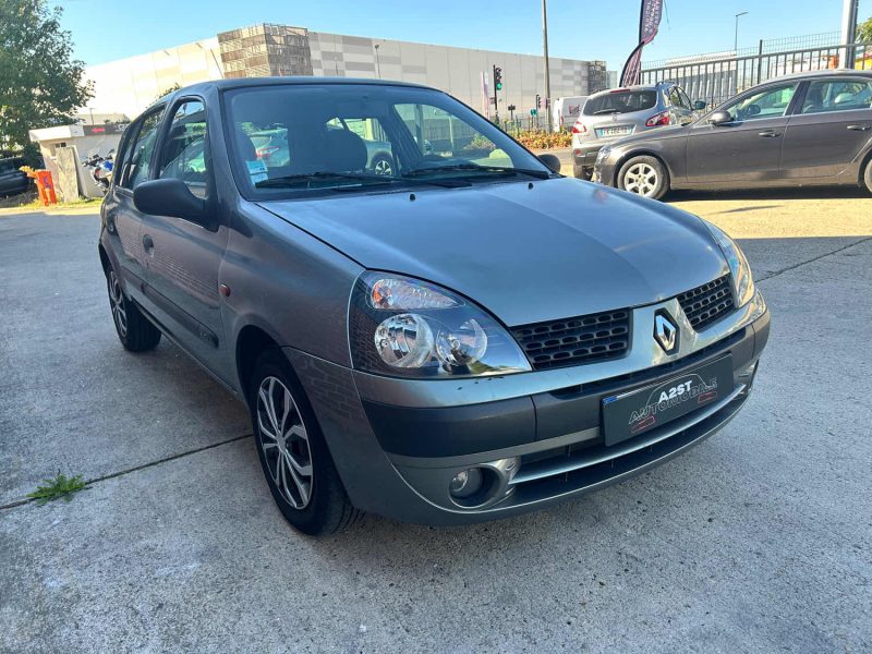 RENAULT CLIO II 1.5 DCI 65 AUTHENTIQUE 2002