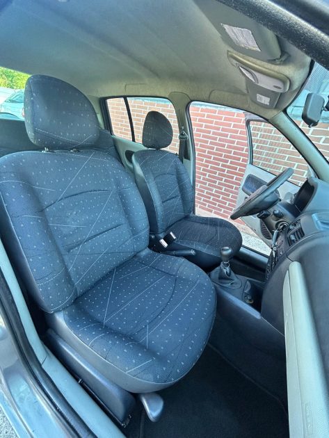 RENAULT CLIO II 1.5 DCI 65 AUTHENTIQUE 2002