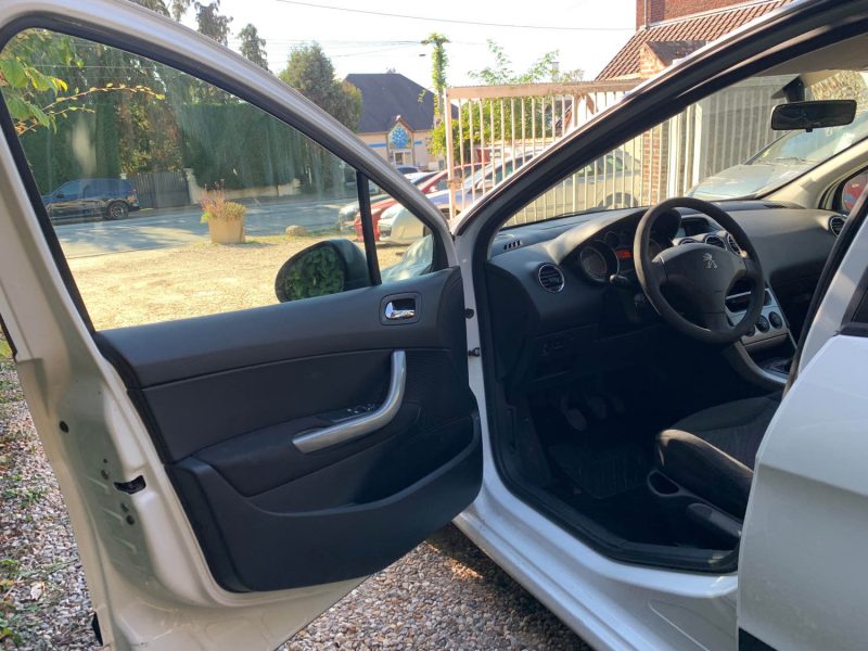 PEUGEOT 308 I 1.6 HDI 2012