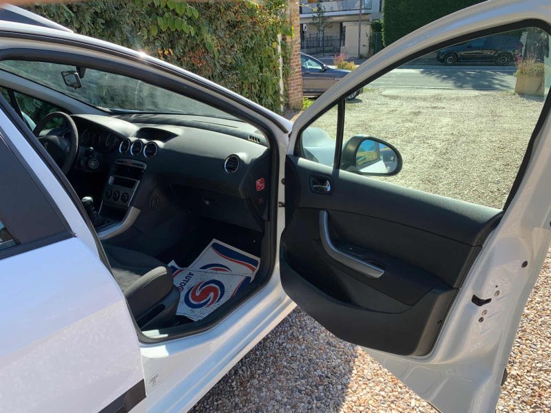 PEUGEOT 308 I 1.6 HDI 2012