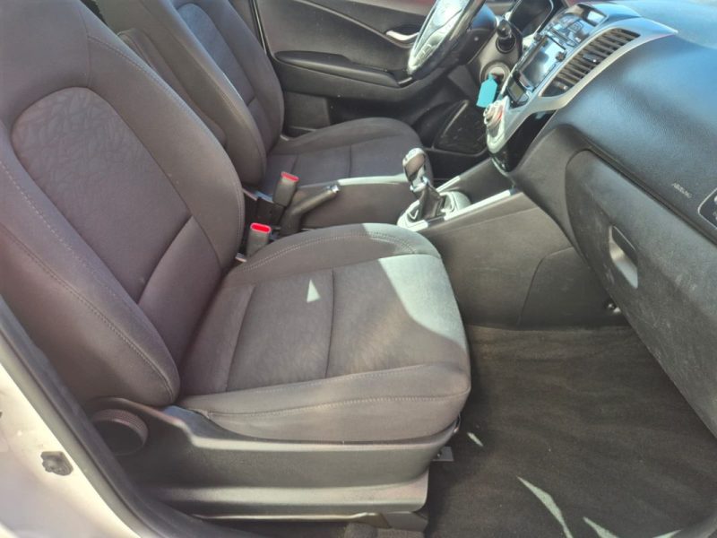HYUNDAI IX20 1.6 CRDI 115 BLUE DRIVE INTUITIVE 