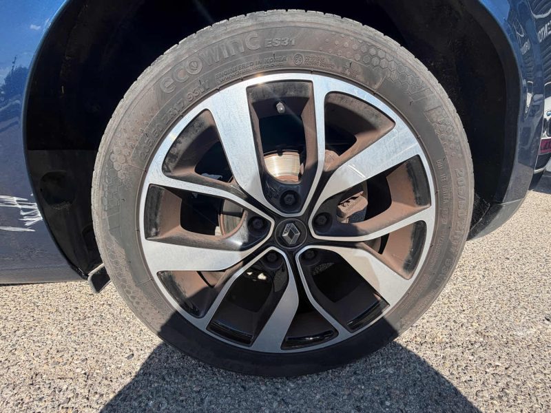 RENAULT MEGANE 1.3 TCE 140ch LIMITED / Boîte Auto / Suivi complet