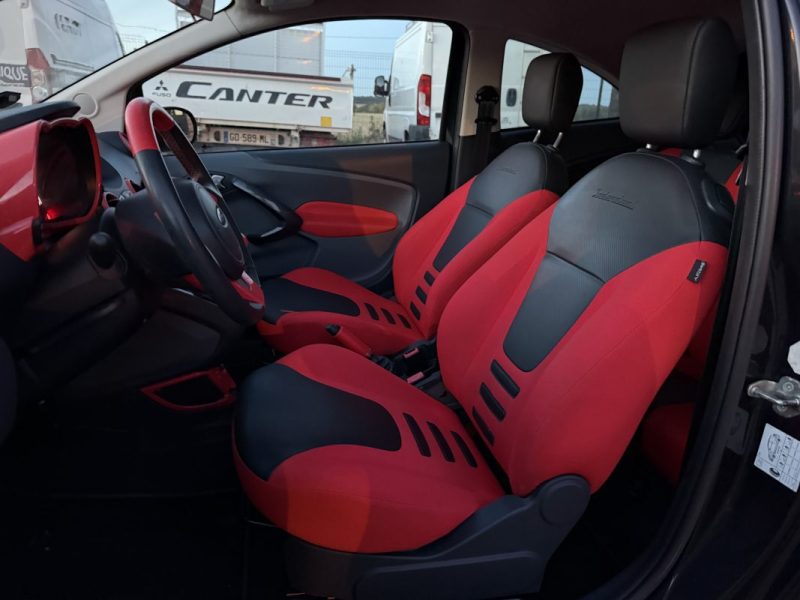 FORD KA 1.2 69ch Titanium