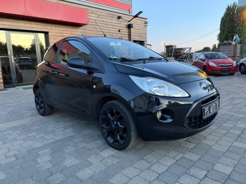 FORD KA 1.2 69ch Titanium