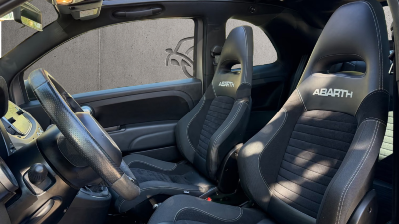 FIAT ABARTH 500 COMPETIZIONE 1.4 T‑JET 180 CH 2021