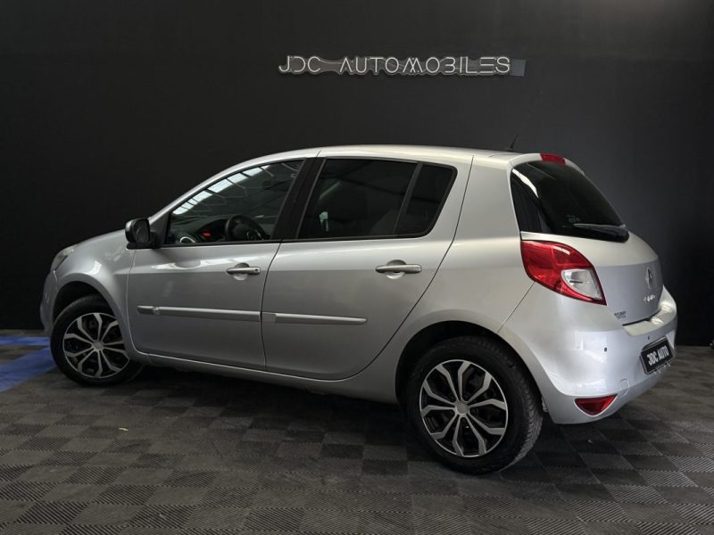 RENAULT CLIO III (2) 1.5 DCI 85ch DYNAMIQUE 5P