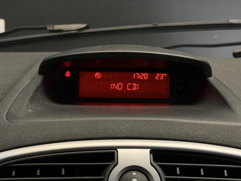 RENAULT CLIO III (2) 1.5 DCI 85ch DYNAMIQUE 5P
