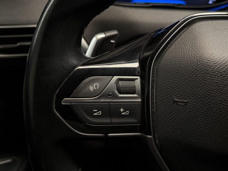PEUGEOT 5008 II 1.5 BLUEHDI 130 S&S ALLURE EAT8