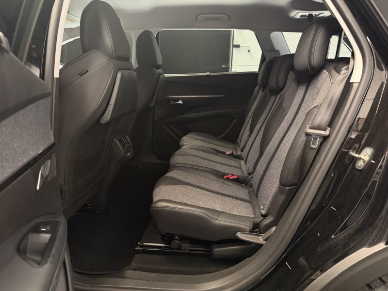 PEUGEOT 5008 II 1.5 BLUEHDI 130 S&S ALLURE EAT8