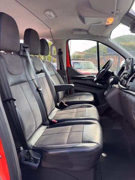 FORD TRANSIT CUSTOM MS-RT 185 CV 6 PLACES ETAT EXCEPTIONNEL