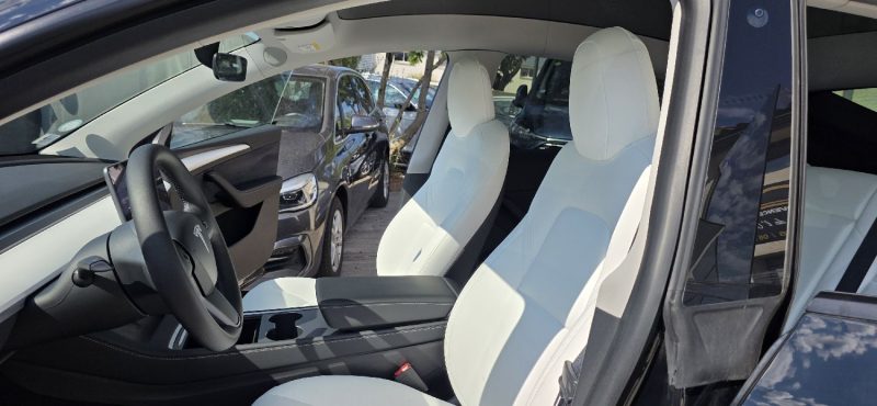 TESLA MODEL Y DUAL MOTOR / LONG RANGE AWD 