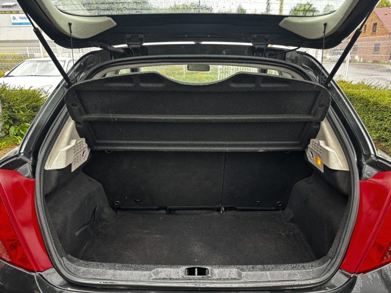 PEUGEOT 207 1.4E 16V 2006