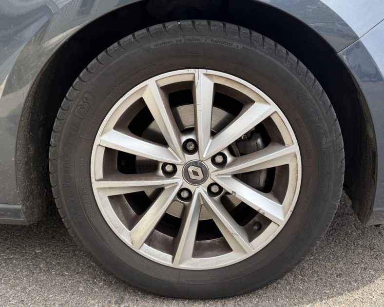 RENAULT MEGANE IV  - 115 ch - 1.5 BLUE DCI - Distribution faite - Entretien complet Renault - Diesel