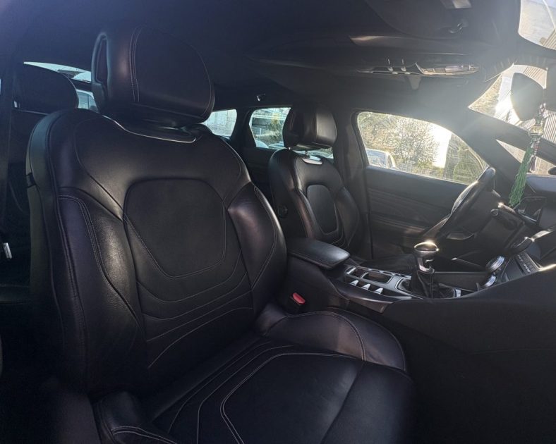 DS DS 5 1.6 D 120ch So Chic - SUIVI COMPLET - CAMERA DE RECUL