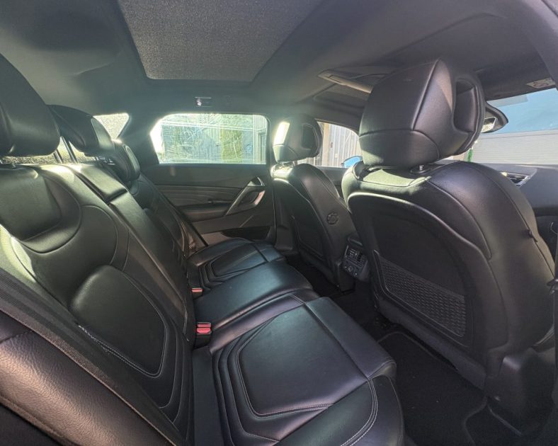DS DS 5 1.6 D 120ch So Chic - SUIVI COMPLET - CAMERA DE RECUL