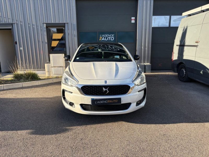 DS DS 5 1.6 D 120ch So Chic - SUIVI COMPLET - CAMERA DE RECUL