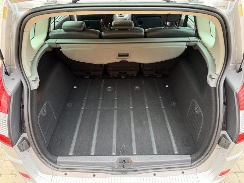 RENAULT SCENIC II 1.6 16V 110 EXCEPTION 